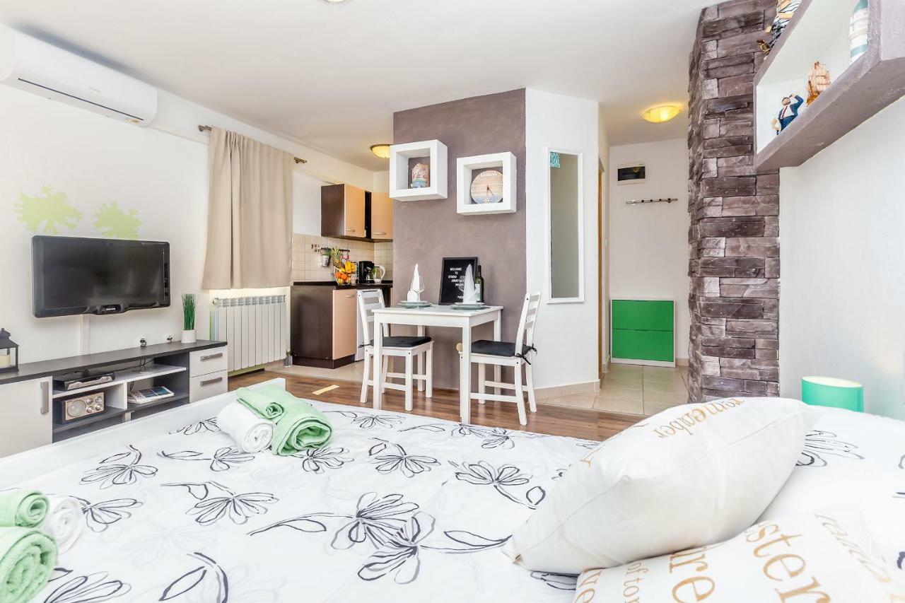 Studio Apartman Magdalena Apartment Omišalj Exterior foto