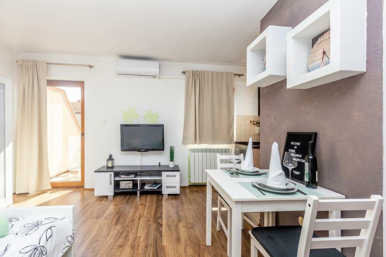 Studio Apartman Magdalena Apartment Omišalj Exterior foto
